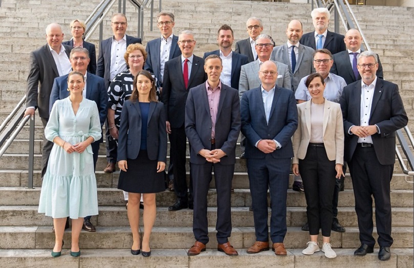 Gruppenbild der Mitglieder des IT Planungsrates